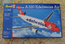 images/productimages/small/Airbus A320 Edelweiss Air Revell 04272 1;144 voor.jpg